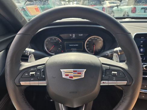 Used 2020 Cadillac CT4 V w/ Climate Package RWD image 26