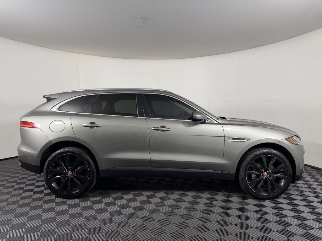 Used 2019 Jaguar F-PACE Portfolio AWD/4WD image 6