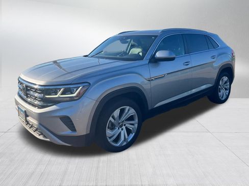 Used 2020 Volkswagen Atlas Cross Sport SEL AWD/4WD image 3