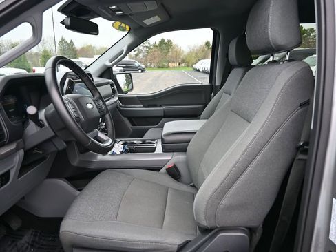 Used 2024 Ford F150 XLT w/ Mobile Office Package image 15