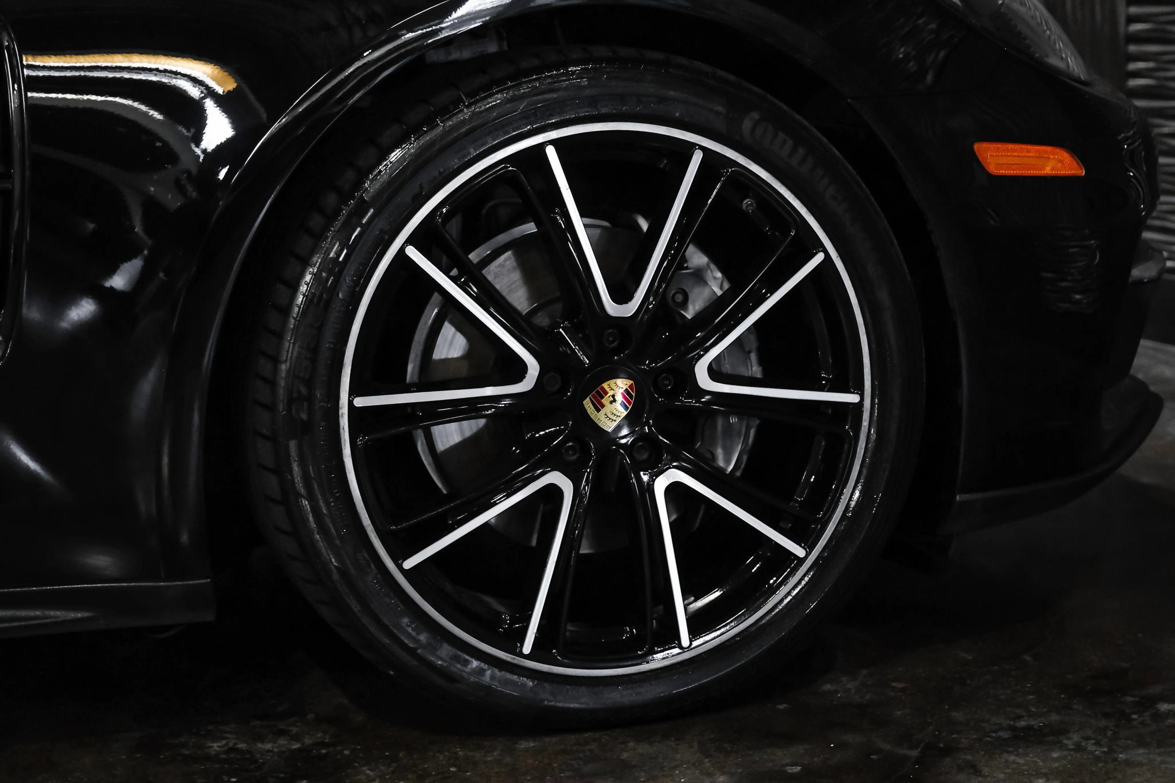 Used 2019 Porsche Panamera 4 AWD/4WD image 54