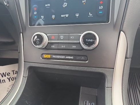 Certified 2021 Ford Edge SEL w/ Convenience Package FWD image 18