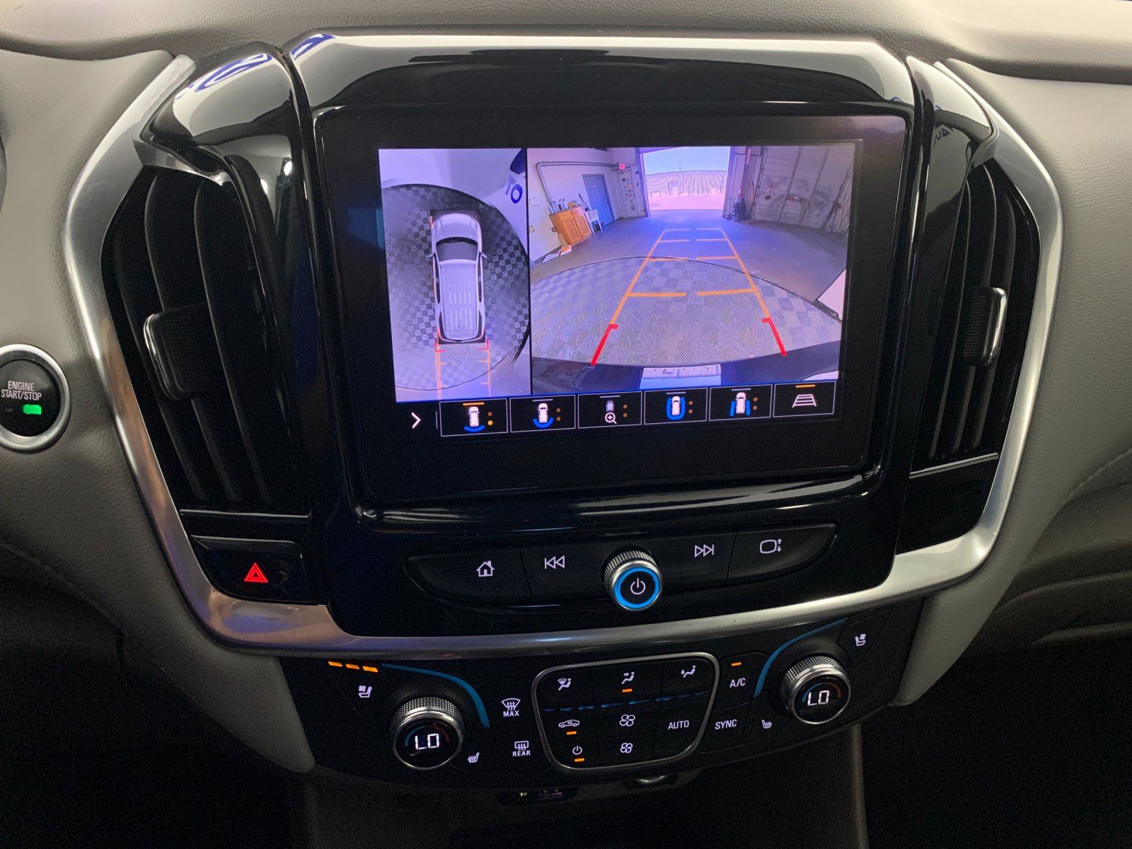 Used 2020 Chevrolet Traverse Premier w/ LPO, Floor Liner Package FWD image 27