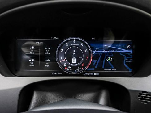 Used 2019 Jaguar F-PACE S image 21