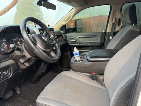 Used 2019 RAM 2500 Big Horn image 26