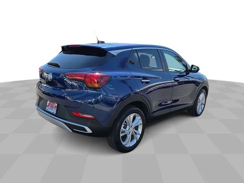 Used 2023 Buick Encore GX Preferred w/ Cold Weather Comfort Package FWD image 8