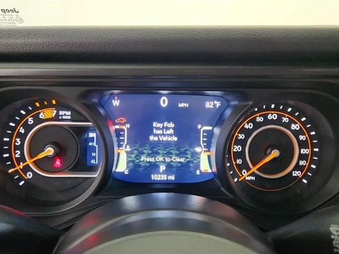 Used 2025 Jeep Wrangler Sport AWD/4WD image 25