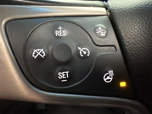 Used 2018 GMC Yukon Denali w/ Open Road Package image 27