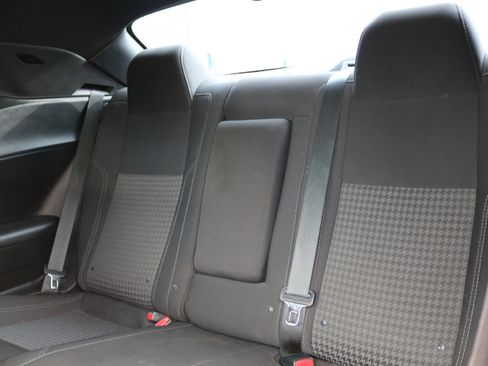 Used 2016 Dodge Challenger R/T w/ Blacktop Package image 18