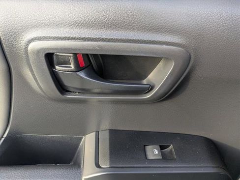 Used 2022 Toyota Tacoma SR image 20