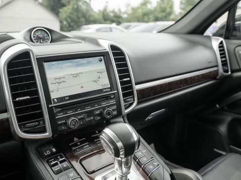 Used 2012 Porsche Cayenne S AWD/4WD image 24