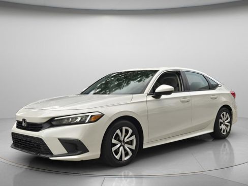 Used 2024 Honda Civic LX image 9