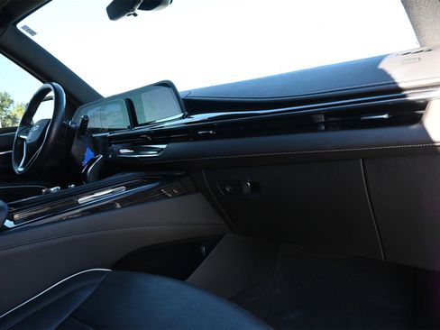 Used 2023 Cadillac Escalade Sport w/ LPO, ONYX Package image 26