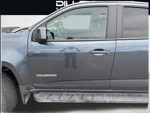 Used 2019 Chevrolet Colorado Z71 AWD/4WD image 10