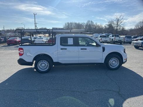 Used 2025 Ford Maverick XLT w/ Equipment Group 302A image 6