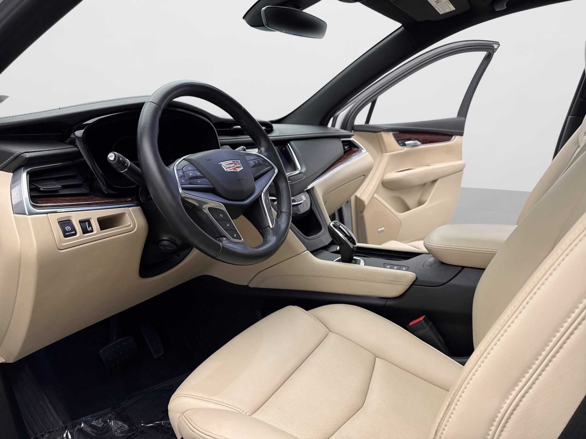 Used 2018 Cadillac XT5 Premium Luxury AWD/4WD image 12