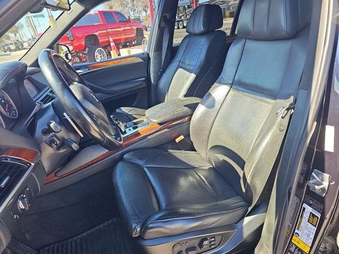 Used 2012 BMW X5 M image 10