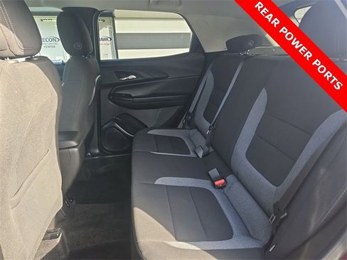 Used 2023 Chevrolet TrailBlazer LT w/ Convenience Package image 23
