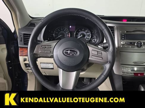 Used 2010 Subaru Legacy 2.5i Limited AWD/4WD image 10