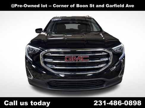 Used 2020 GMC Terrain SLE w/ Driver Convenience Package image 8