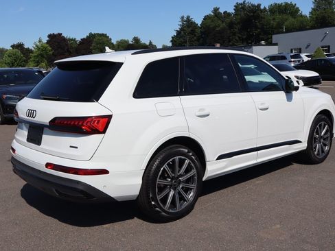 Used 2024 Audi Q7 2.0T Premium Plus w/ Premium Plus Package AWD/4WD image 6