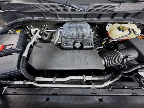 Used 2020 Chevrolet Silverado 1500 Custom w/ Custom Value Package image 39