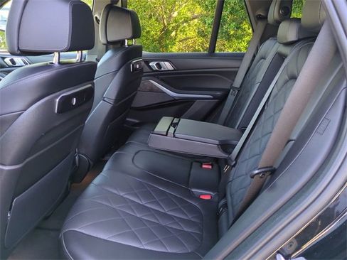 Used 2025 BMW X5 sDrive40i image 14