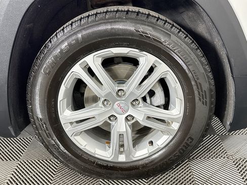 Used 2019 GMC Terrain SLE w/ Driver Convenience Package FWD image 30