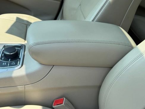 Used 2019 Jeep Grand Cherokee Limited w/ Luxury Group II AWD/4WD image 36