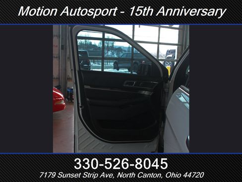 Used 2018 Ford Explorer Platinum image 14