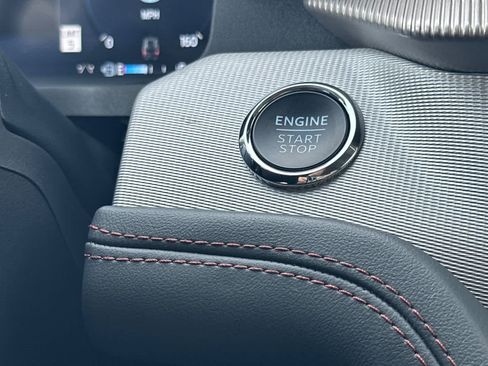 Certified 2025 Ford Explorer Active image 24