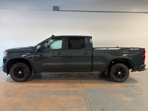 Used 2025 Chevrolet Silverado 1500 LT image 2