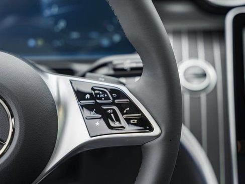 New 2025 Mercedes-Benz C 300 4MATIC Sedan image 27