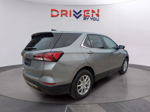 Used 2024 Chevrolet Equinox LT image 5