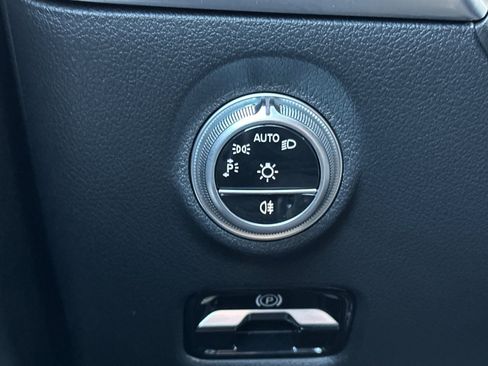 Certified 2025 Mercedes-Benz C 300 Sedan image 30