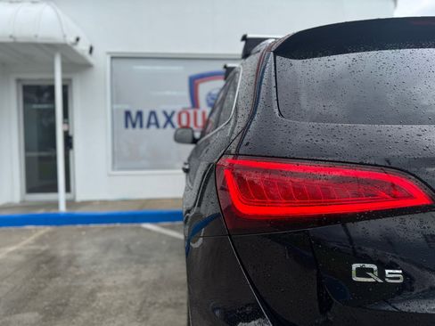 Used 2017 Audi Q5 2.0T Premium Plus w/ Technology Package image 28