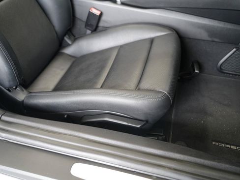 Used 2016 Porsche Boxster RWD image 31