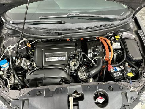 Used 2015 Honda Civic Hybrid Sedan image 29
