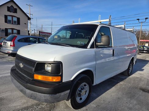 Used 2003 Chevrolet Express 2500 image 10