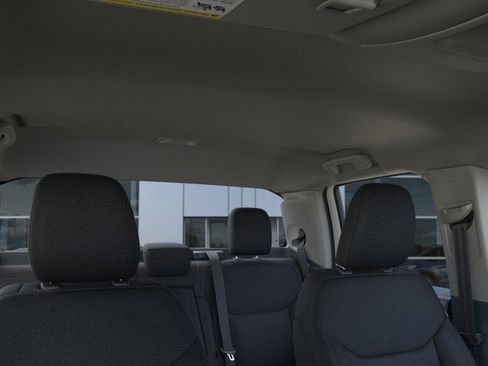 Used 2025 Ford Maverick XLT w/ XLT Luxury Package image 12