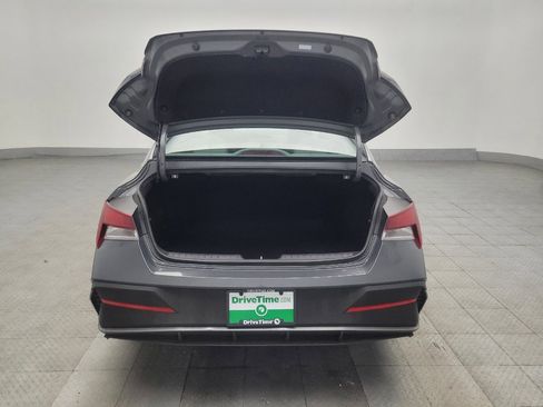 Used 2025 Hyundai Elantra Sport FWD image 29