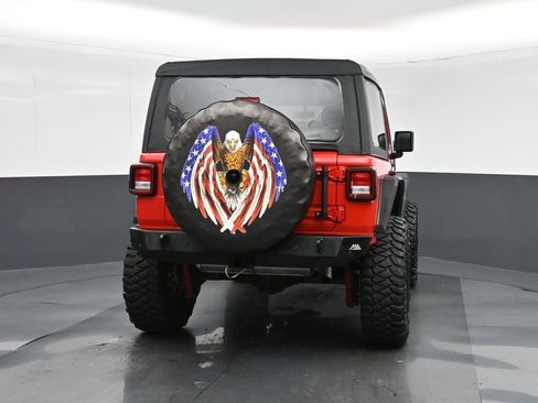 Used 2022 Jeep Wrangler Sport image 6