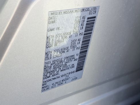 Used 2019 Nissan Pathfinder SV image 30