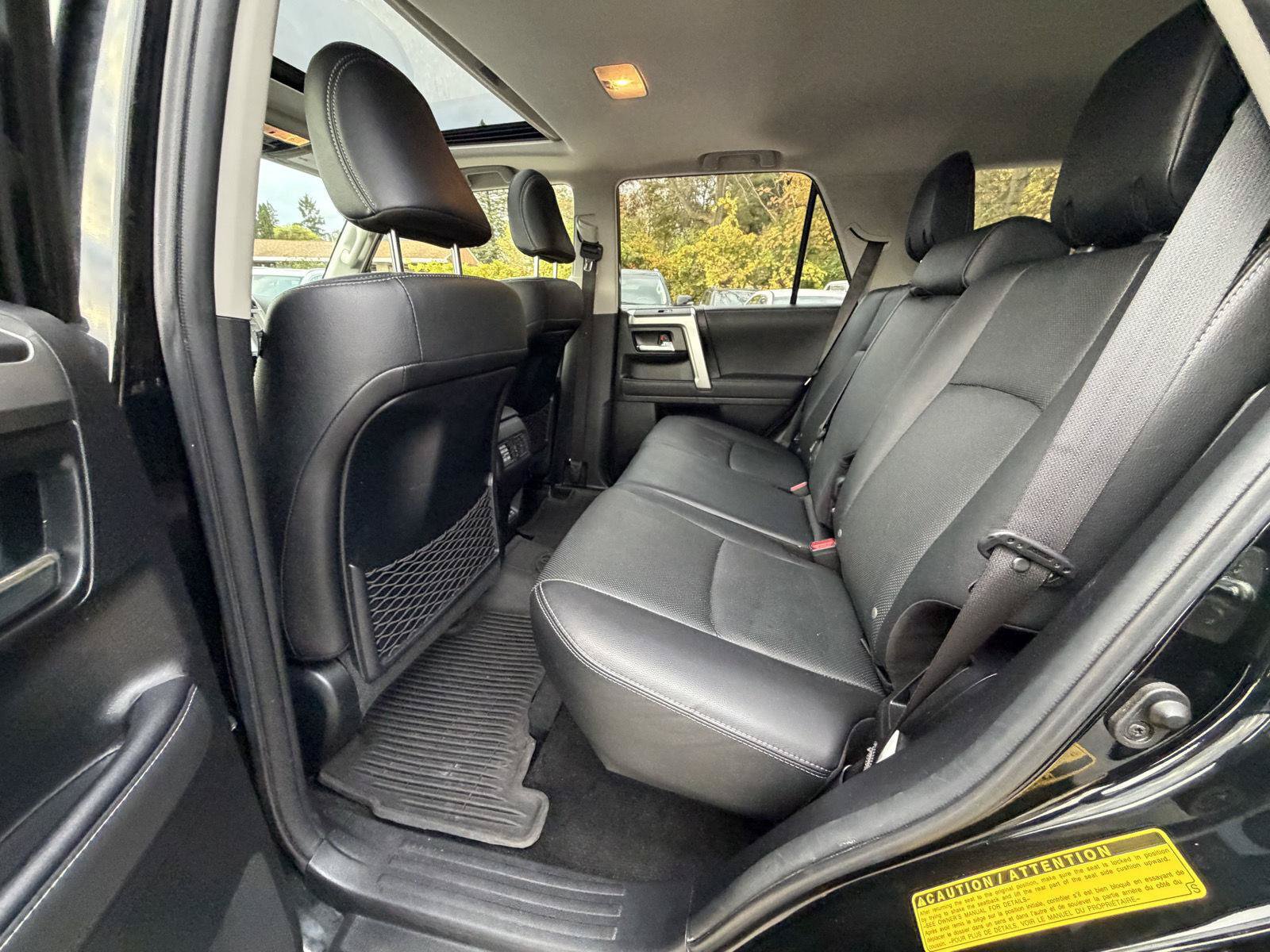 Used 2022 Toyota 4Runner Limited AWD/4WD image 22