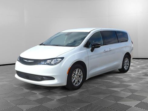 New 2026 Chrysler Voyager LX FWD image 2