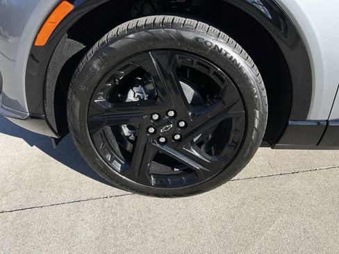 New 2026 Chevrolet Equinox EV RS image 33