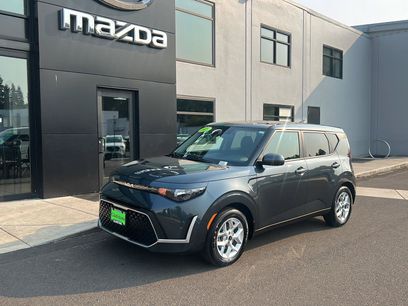 Used 2025 Kia Soul S