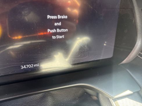 Used 2025 Jeep Grand Cherokee L Altitude RWD image 9