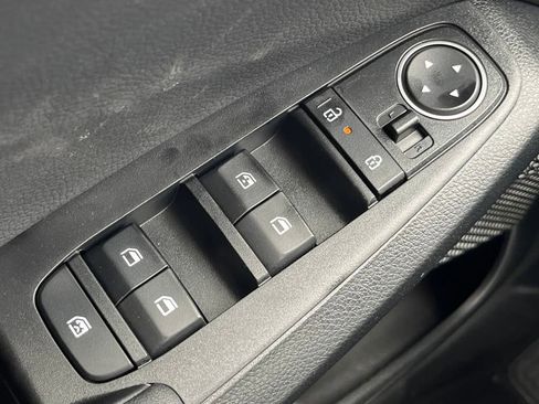 New 2026 Kia Seltos S image 18