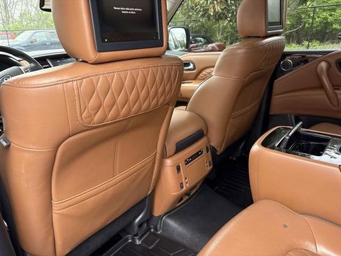 Used 2019 INFINITI QX80 Luxe w/ 22" Wheel Package image 18